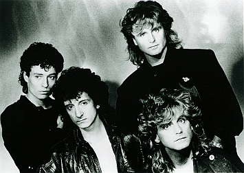 Outside Edge, 1986